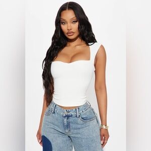 Women's White Sleeveless Top